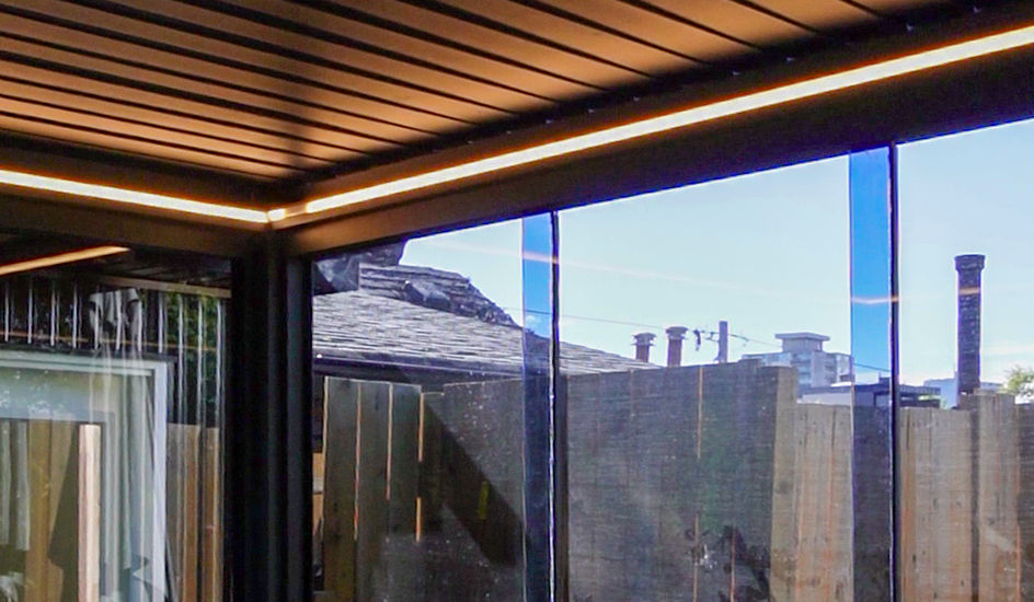 Rinova Pergola aluminum pergola installed on a Southern California backyard patio