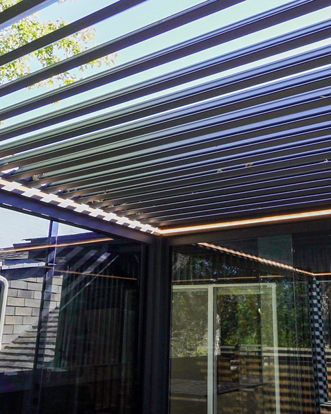 Creating a High-End Outdoor Living Space Without Overspending in Orange County