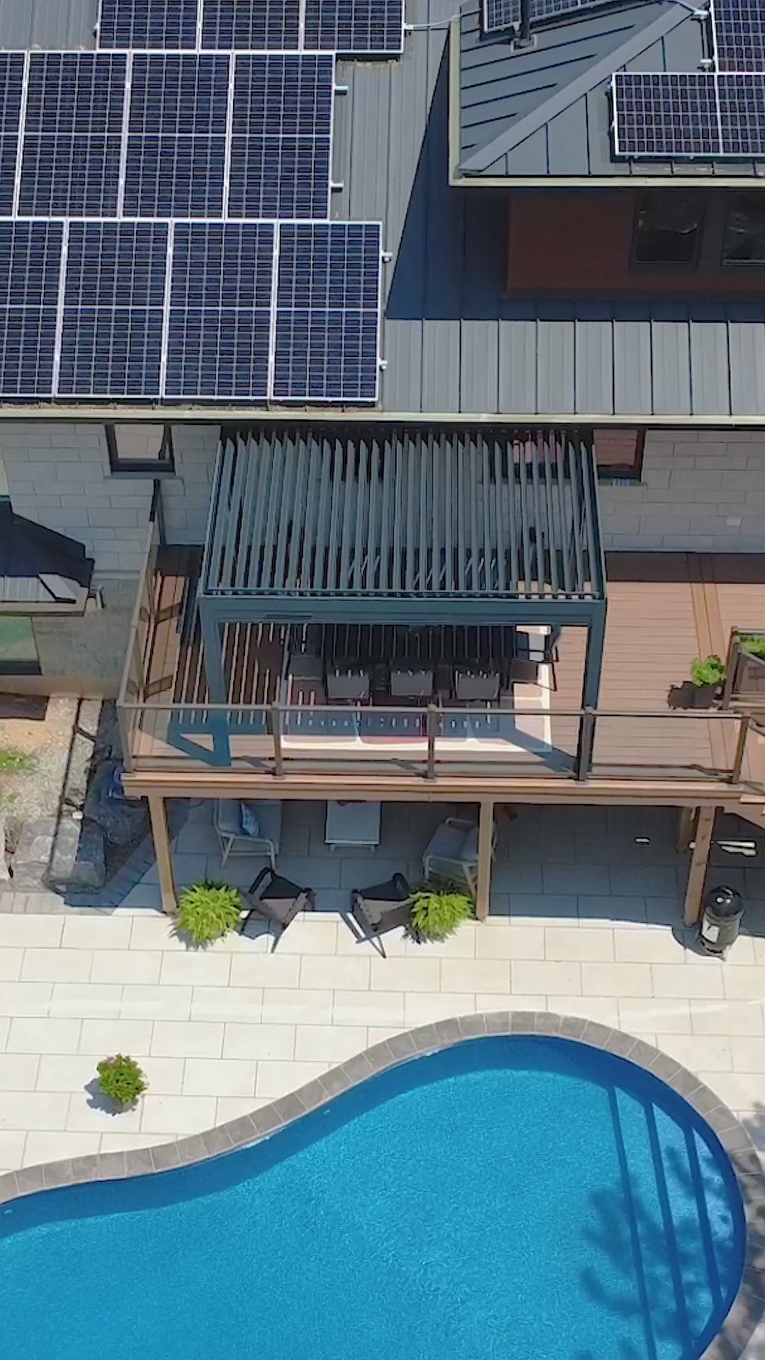 Irvine pergola project by Rinova Pergola — aluminum louvered pergola installation video